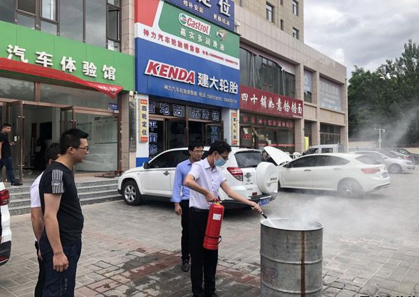泓源新能源公司、出租車公司聯(lián)合開展消防安全演練(圖3)